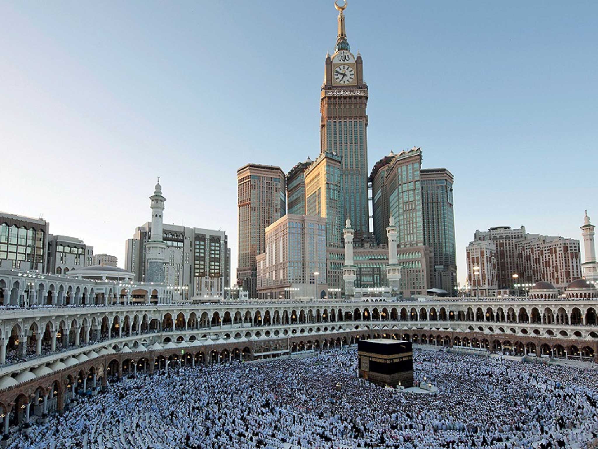 3. Abraj Al Bait — Mecca — skyscraper photograph